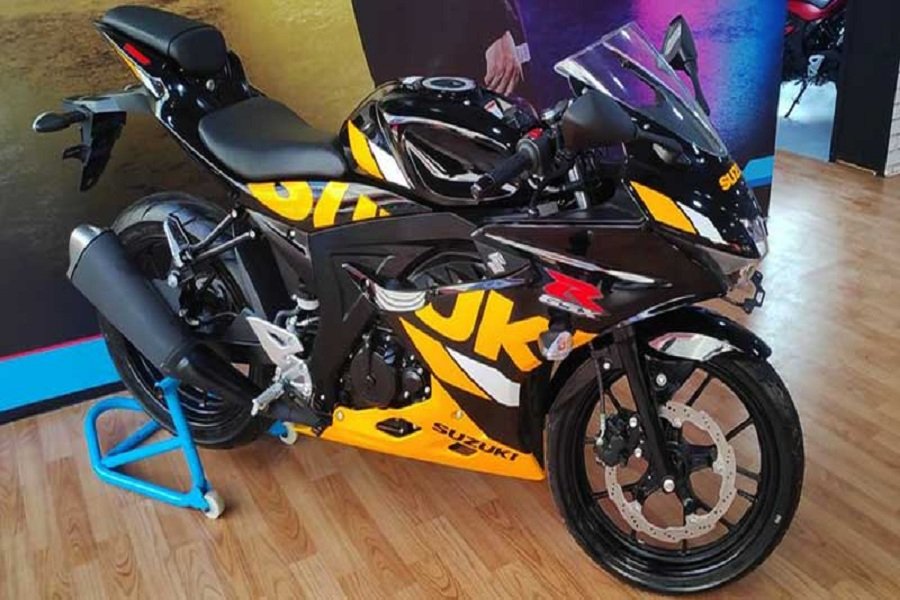 Heboh! Suzuki GSX-R 150 2024 Siap Guncang Pasar dengan Tampilan Sporty yang Bikin Yamaha R15 Kebingungan!
