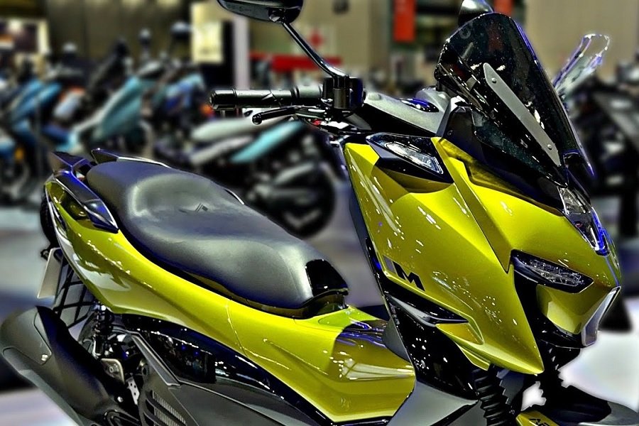 Heboh! Zontes 125M Skutik Baru dengan Desain Garang dan Fitur Kekinian Melampaui Honda PCX 160!