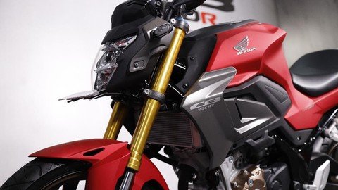 Honda CB150 Verza Motor Sport yang Bikin Anda Makin Percaya Diri!