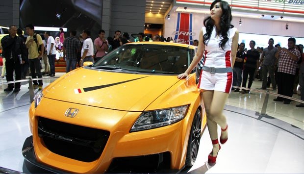 Honda CR-Z Mobil Kompak, Apakah Ini Mobil Impian Anda