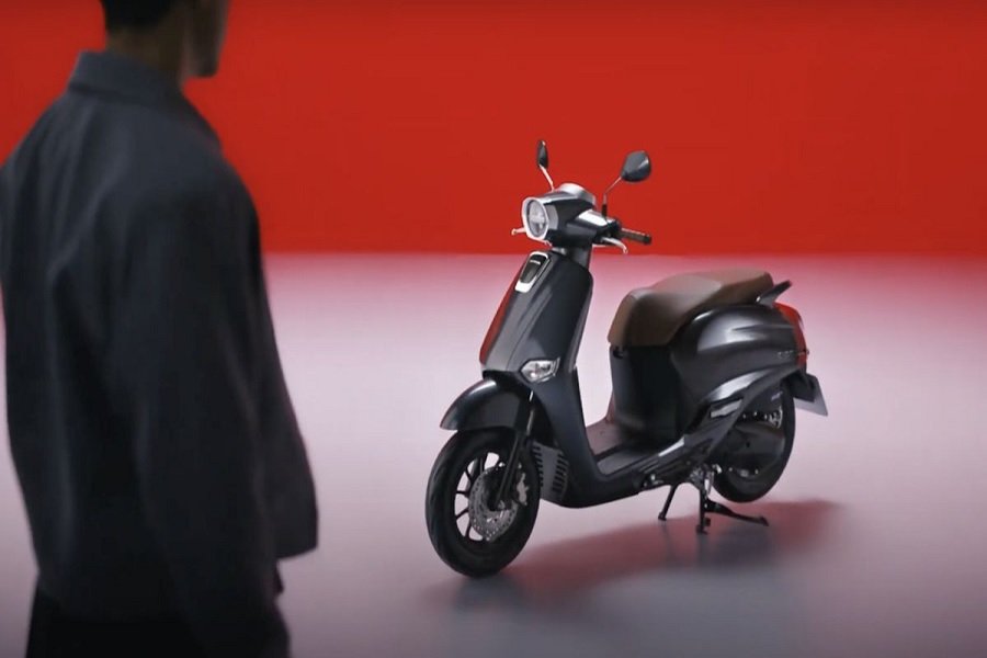 Honda Giorno+ 125 Skutik Neo Retro Premium Pesaing Yamaha Grand Filano dan Fazzio dengan Desain dan Fitur Unggulan