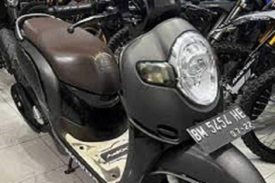 Honda Scoopy 2024 Skuter Stylish Dengan Daya Saing Tinggi