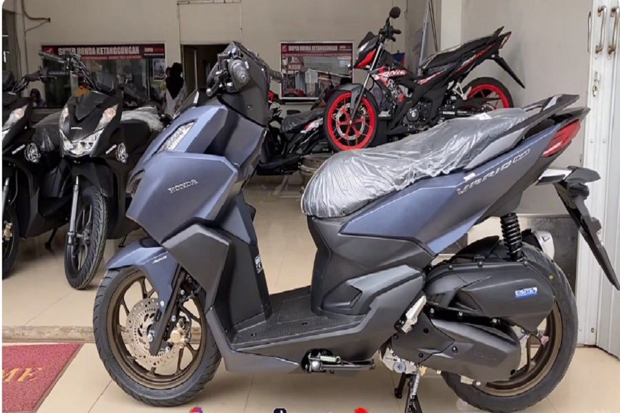 Honda Vario 160 2024 Pede Banget Dengan Kelir Baru, Saingi Elegansi Honda PCX 160