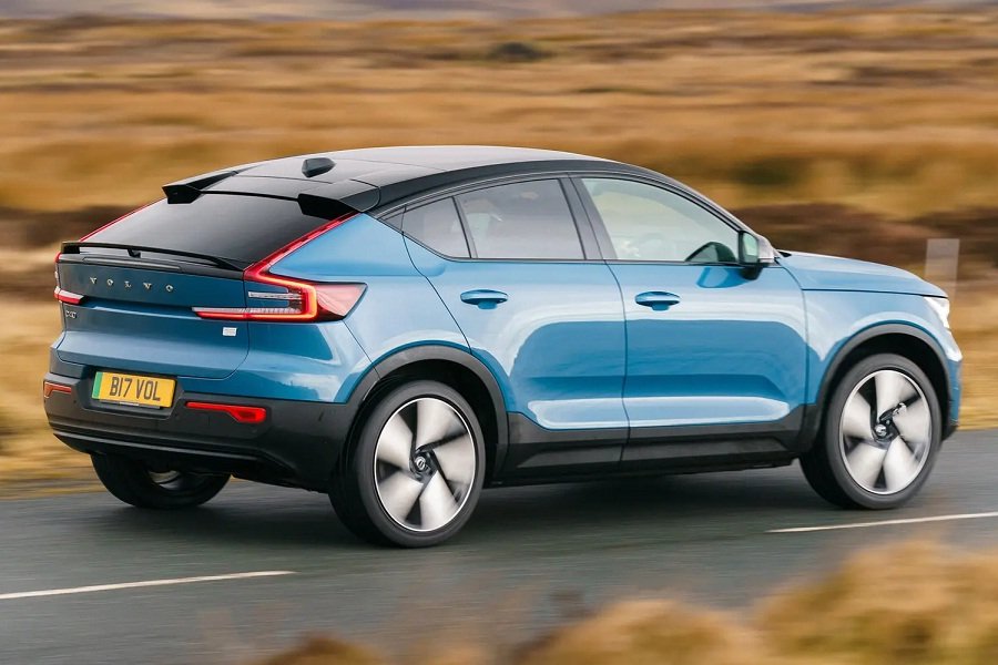 Keunikan Volvo C40 EV! Mobil Crossover Listrik yang Mencuri Perhatian di Setiap Detik Berkendara