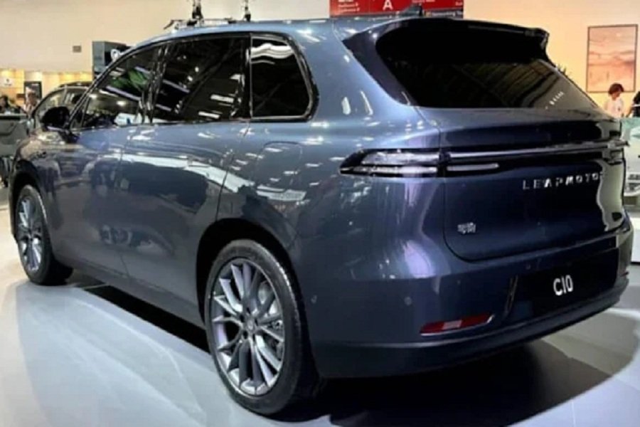 Leapmotor C10, Mobil Listrik Mewah dari Cina, Menggebrak Pasar Indonesia dengan Harga Terjangkau dan Teknologi Canggih