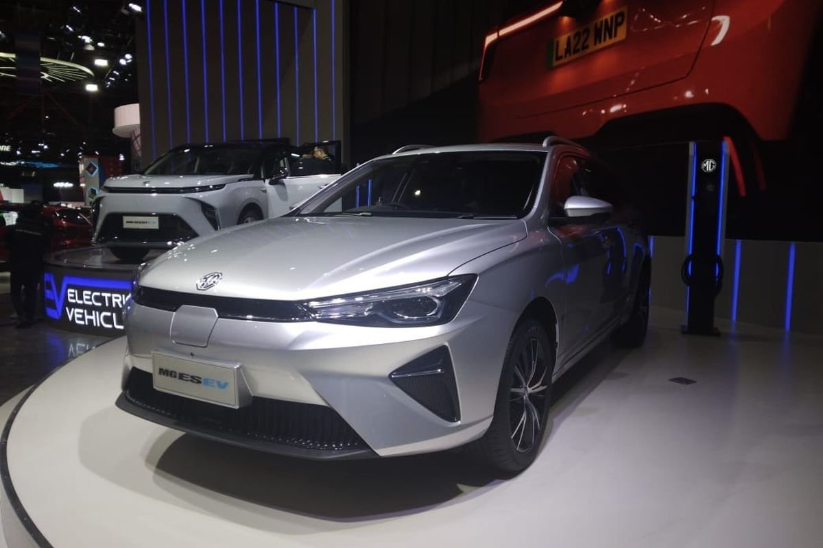 MG ES EV, Mobil Listrik Premium dengan Promo Menarik!