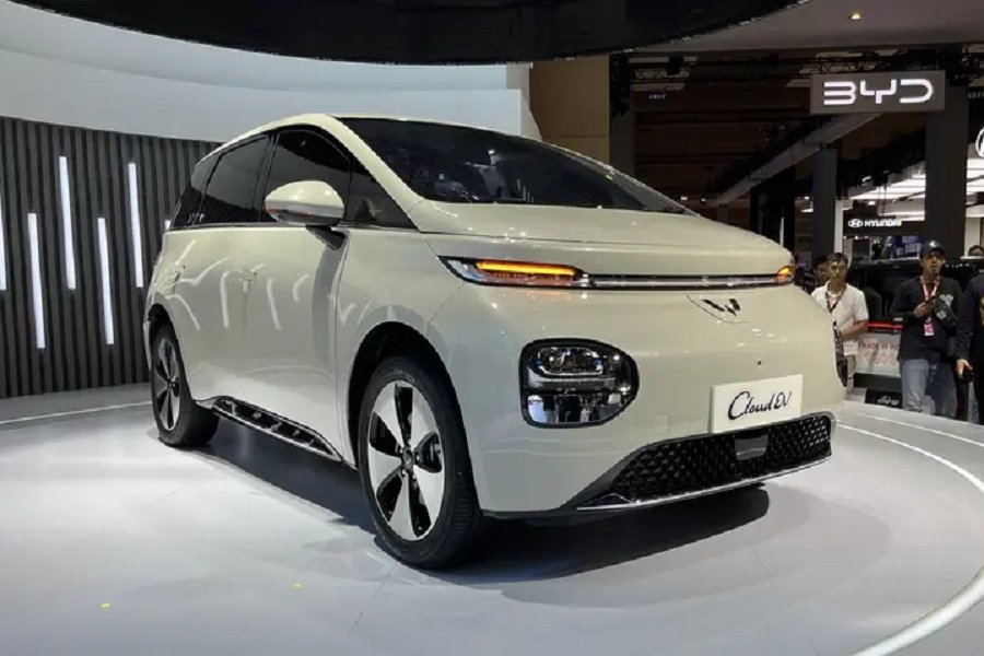 Mengupas Spesifikasi Lengkap Cloud EV! Mobil Listrik Terbaru dari Wuling Motor
