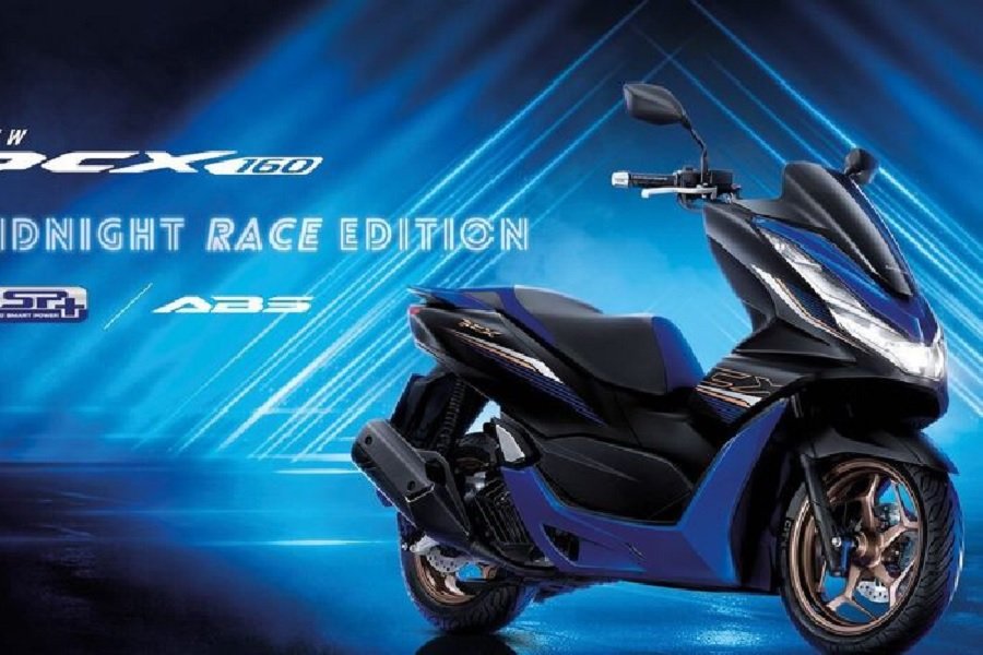 Midnight Race Edition! Honda PCX 160 2024 Skutik Elegan dan Sporty untuk Menantang Yamaha Nmax 155