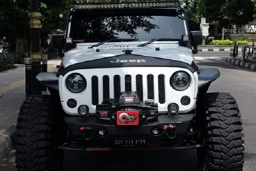 Mobil Bekas Rubicon 2012 Pilihan SUV Mewah dan Elegan untuk Tahun 2024