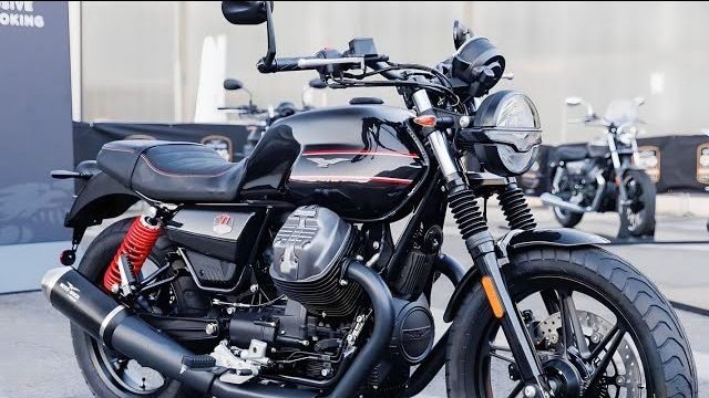 Moto Guzzi V7 Stone, Motor Klasik yang Makin Bertenaga dan Irit!