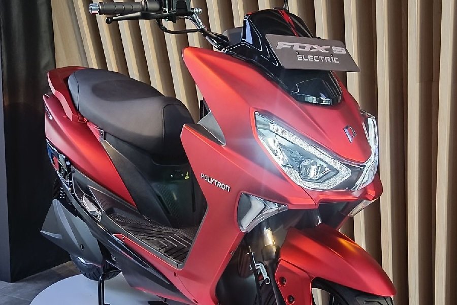 Motor Listrik Daily! Polytron Meluncurkan Motor Listrik Terbaru Fox-S, Solusi Mobilitas Ringan dan Ekonomis