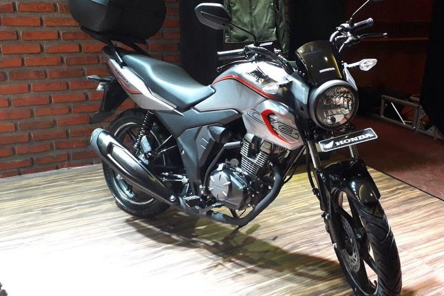 Motor Sport Terjangkau, Eksklusif, dan Efisien! Honda CB150 Verza