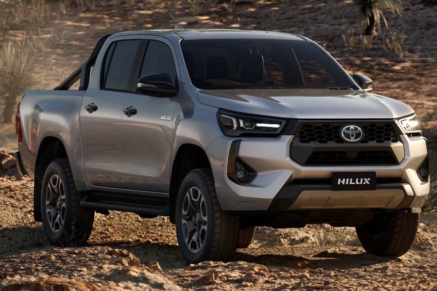 Naik Level! Toyota Hilux Facelift 2024 Rilis dengan Tampilan yang Lebih Gagah dan Modern!