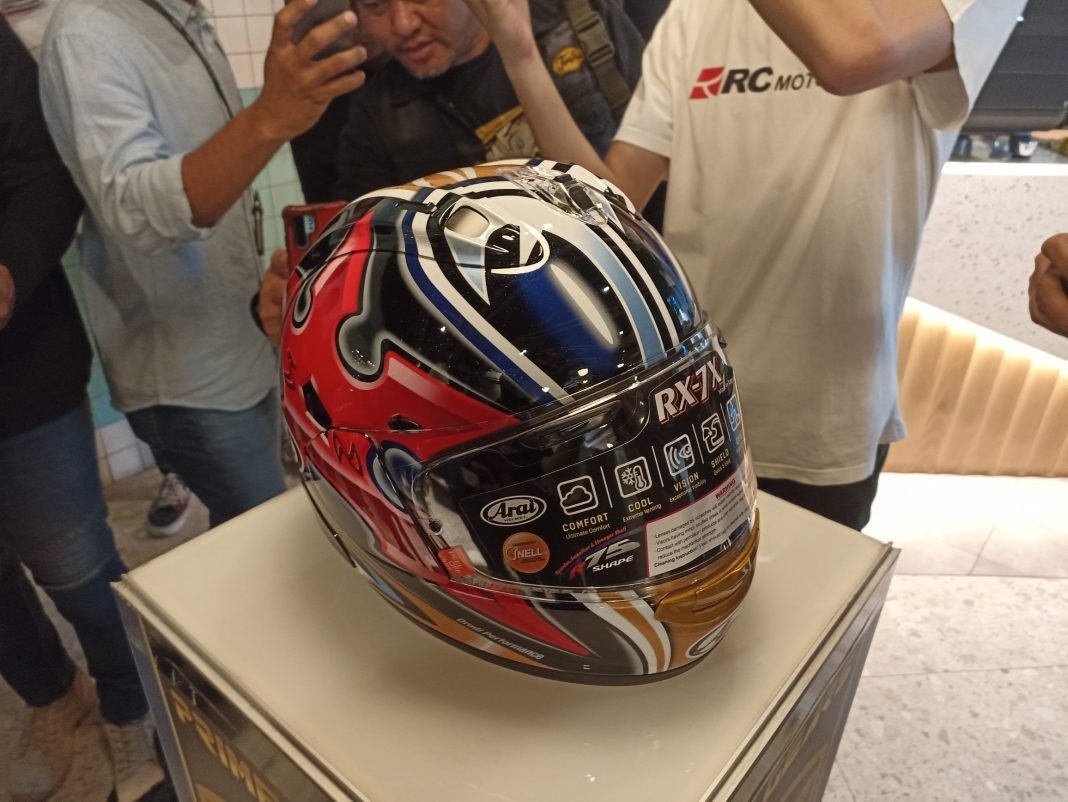 Ngeri! Helm Arai RX-7X Nakano Shuriken Seharga Rp25 Juta Ludes Terjual Dalam 2 Jam