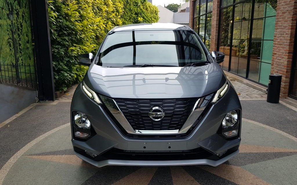 Nissan Livina, Mobil Lama yang Masih Betah di Pasar Indonesia