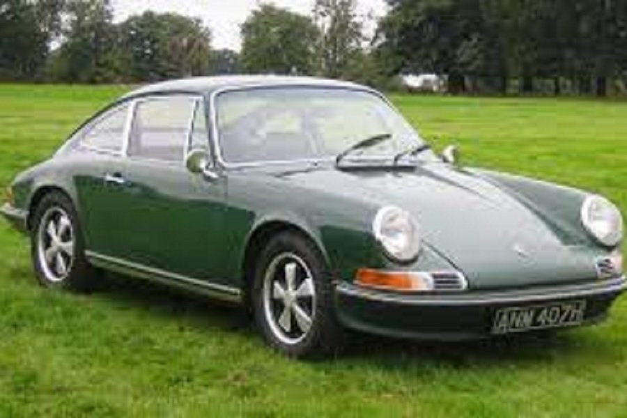 Mengeksplorasi Keindahan Porsche 911