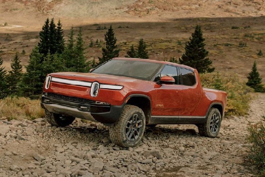 Rivian Meluncurkan Opsi Baterai Baru untuk R1T dan R1S Harga Lebih Terjangkau