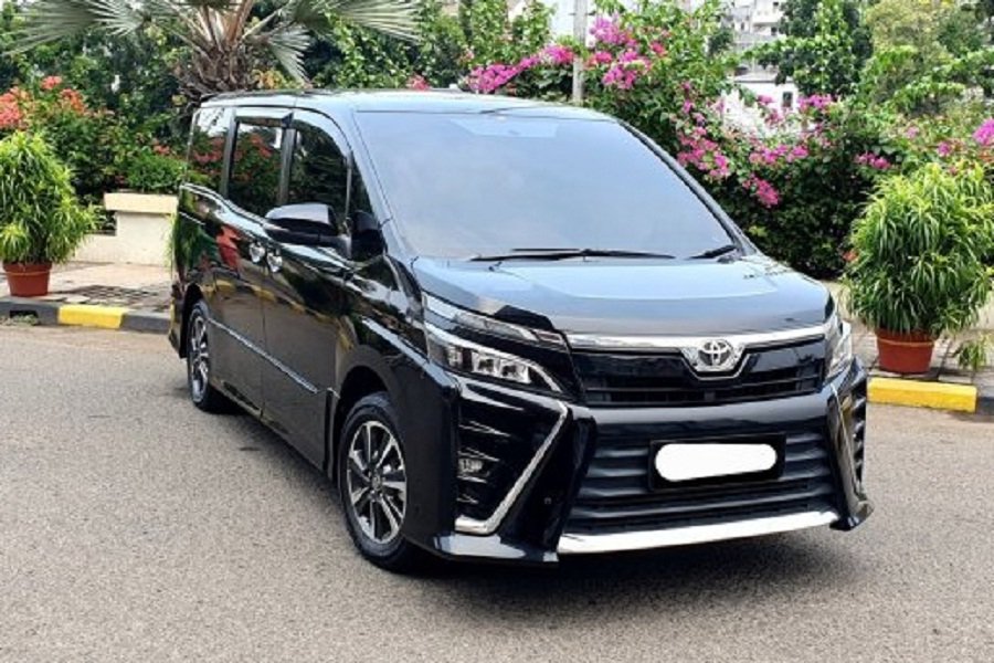 Toyota Voxy Bekas! Menembus Batas Kualitas dengan Harga Terjangkau