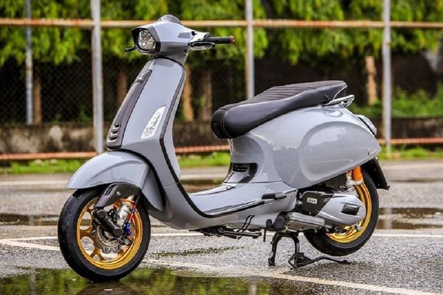 WMOTO Greta 150 CC! Matic Berpenampilan Vespa Cuma Rp 21 Juta! Pilihan Warna Menggoda untuk Generasi Z!