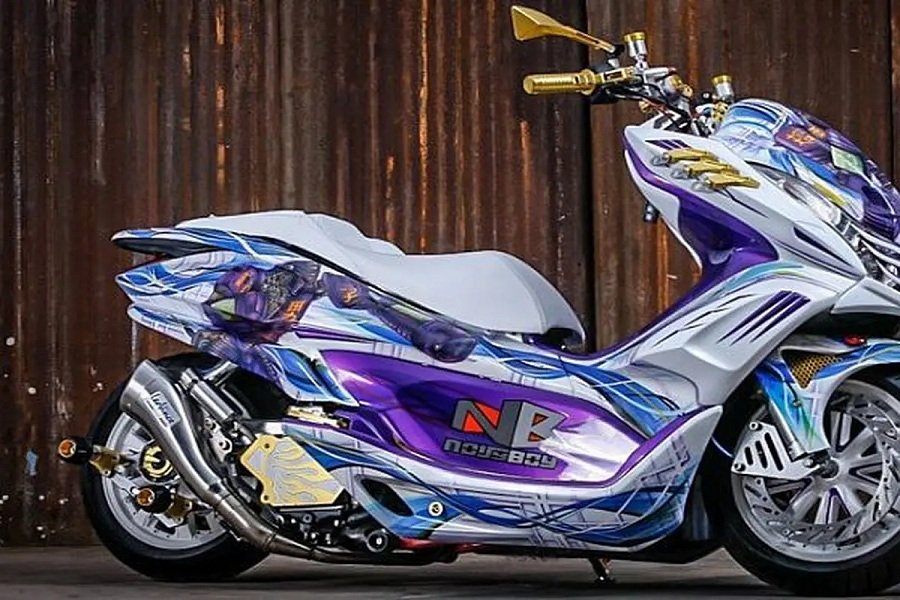 Wow! Honda PCX 160 Terbaru Makin Gagah dengan 6 Modifikasi Paling Ngehits di 2024!