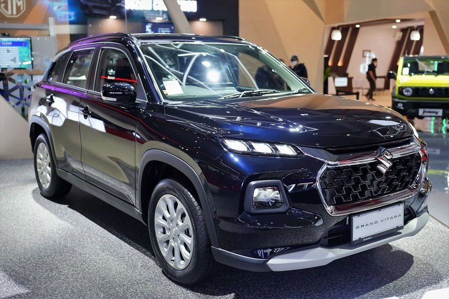 Wow! Suzuki Memperkenalkan SUV Terbaru yang Bikin Tercengang! Grand Vitara Hybrid 2025 Mirip Fortuner!