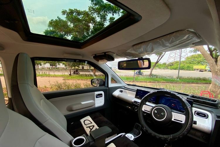 Wuling Air EV, Mobil Listrik Termurah dengan Sunroof, Apakah Bisa Kandas