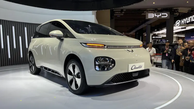 Wuling Cloud EV, Mobil Listrik yang Terbang di Awan