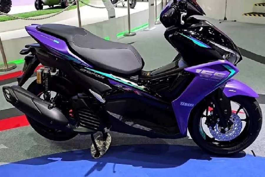 Yamaha Aerox 155 7 Keunggulan Terbaru 2024, Bikin Honda Vario Kedip Mata!