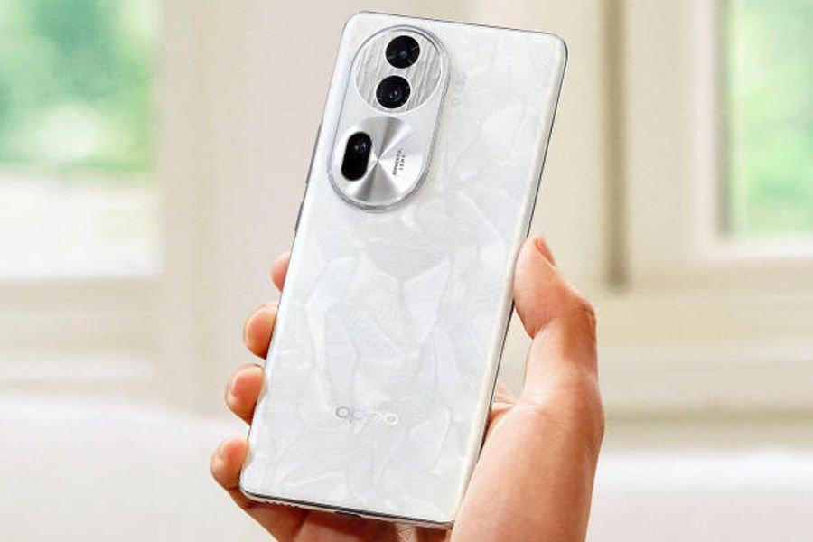 Oppo Reno 12, Usung Snapdragon 8 & Kamera Zoom Periskop