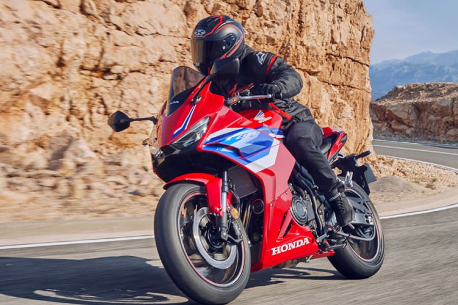 Honda Menghadirkan New NX400 dan CBR400R Tahun 2024 