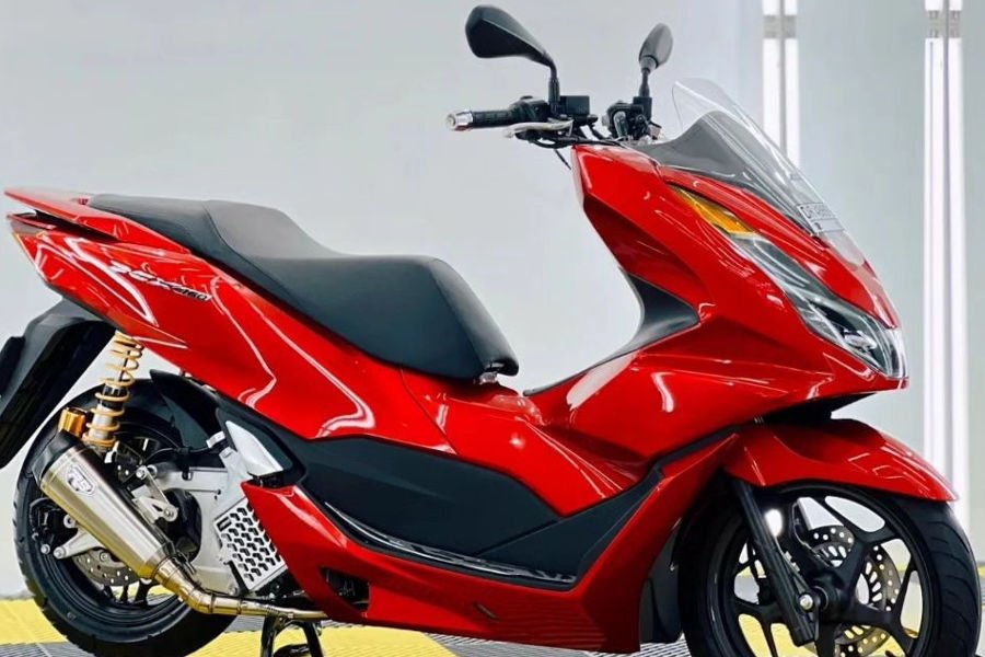 Skutik Premium Terbaru New Honda PCX 160 dengan Warna Baru
