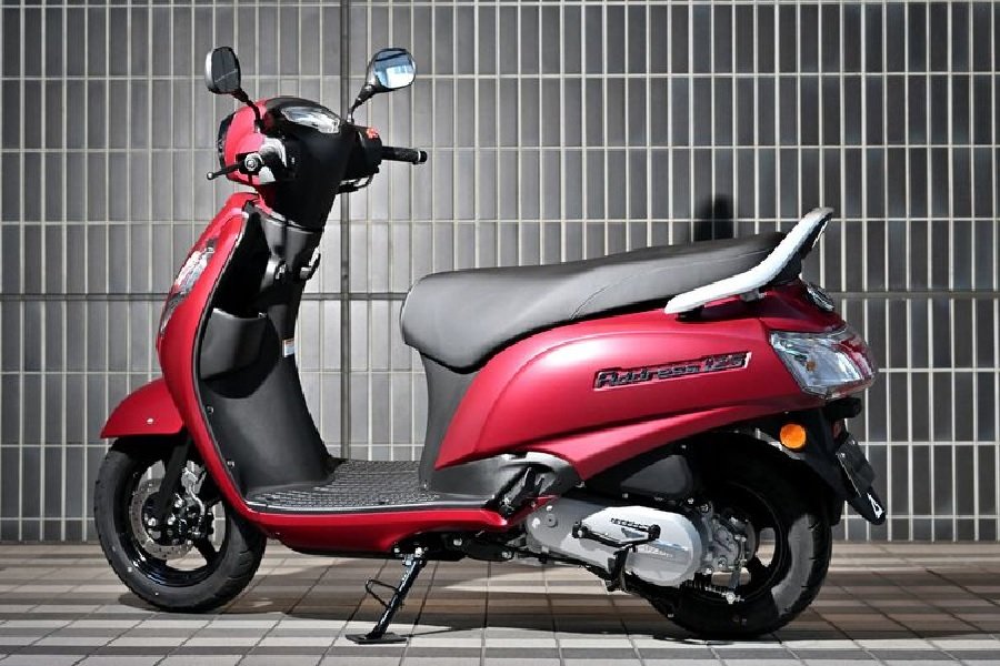 Fitur Unggulan! Suzuki Address 125 Si Pesaing Tangguh Honda Vario 125