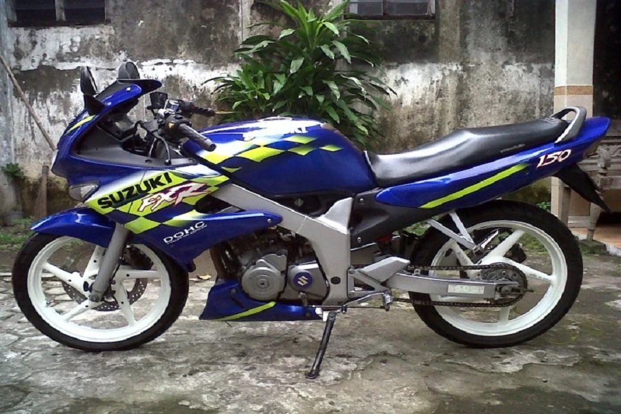 Heboh! Suzuki FXR 150 Motor Legendaris dengan Teknologi Canggih yang Terlupakan, Apa yang Terjadi