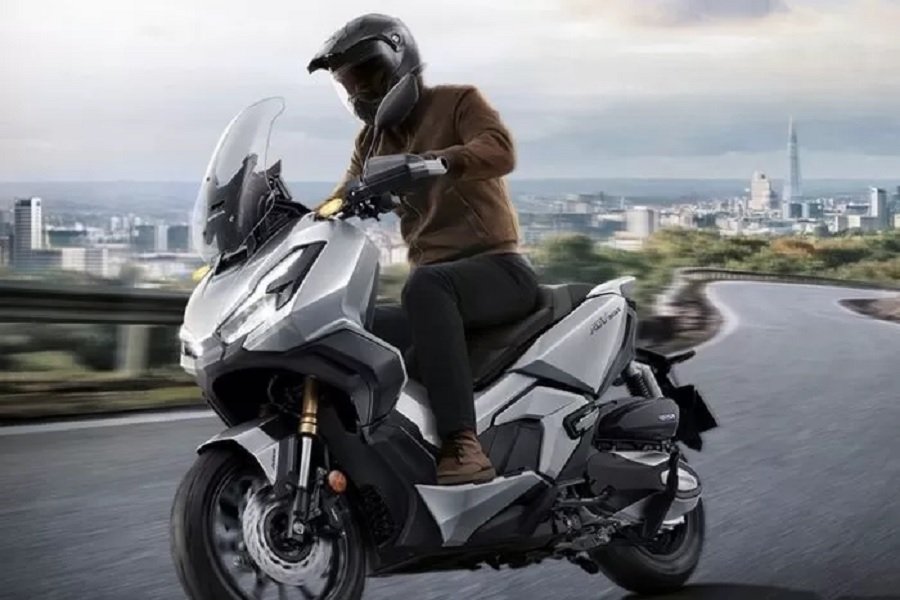 Honda ADV 350 Skutik Adventure Terbaik Ini Dia Kelebihannya yang Harus Anda Ketahui!