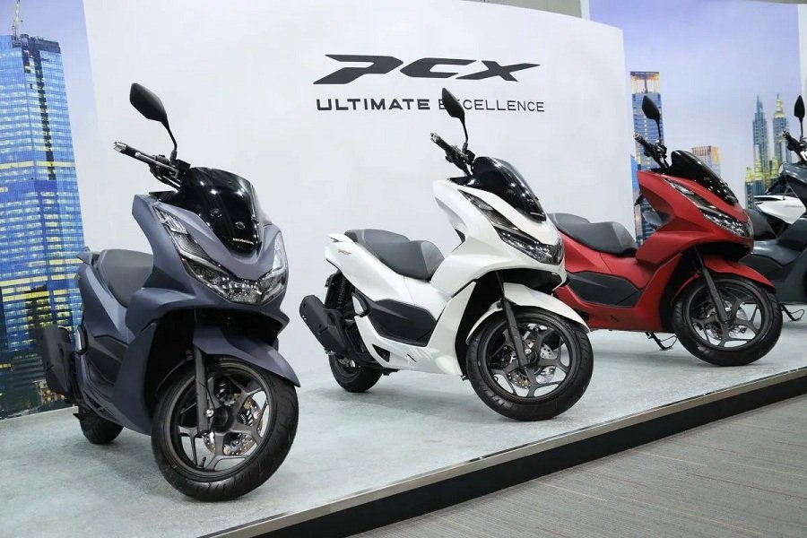Honda PCX 2024! Skutik Terbaru dengan Desain Futuristik dan Performa Tangguh