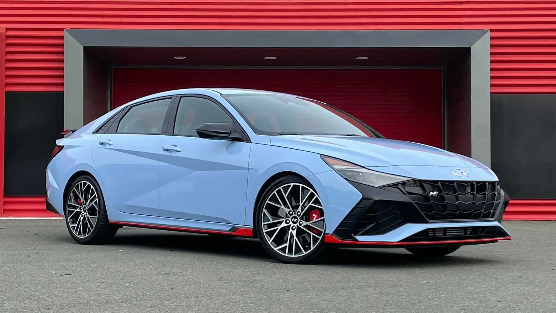 Hyundai Elantra N, Menggebrak Pasar China dengan Performa Maksimal