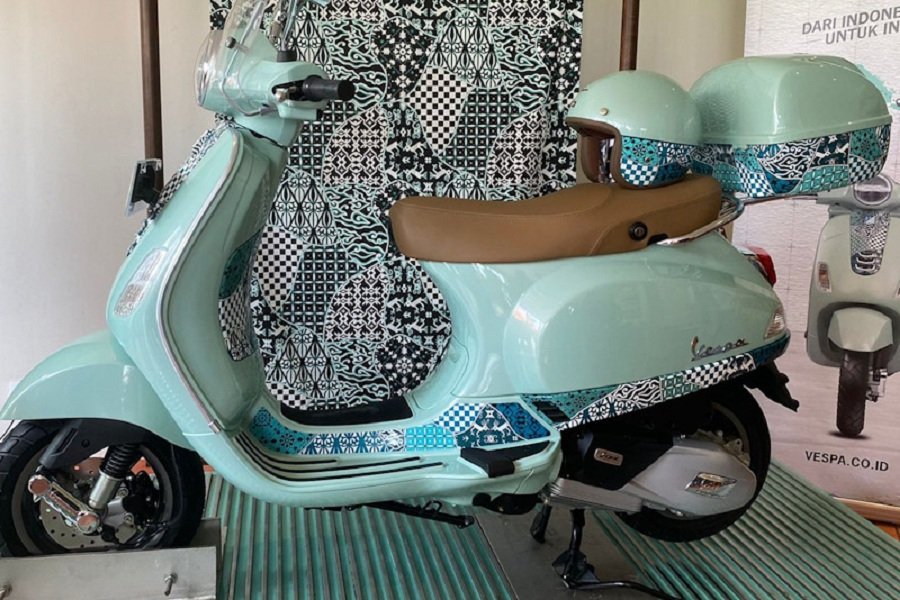 Ini Dia Rahasia Vespa Batik yang Memukau! Anda Akan Terpesona dengan Perpaduan Elegansi Italia dan Kebudayaan Indonesia yang Mengagumkan!