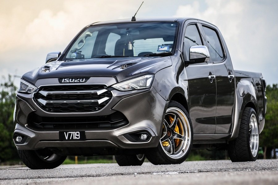 Inovasi Terbaru! Isuzu Siap Rilis Pikap Listrik D-MAX BEV Kecepatan dan Performa Tanpa Batas!