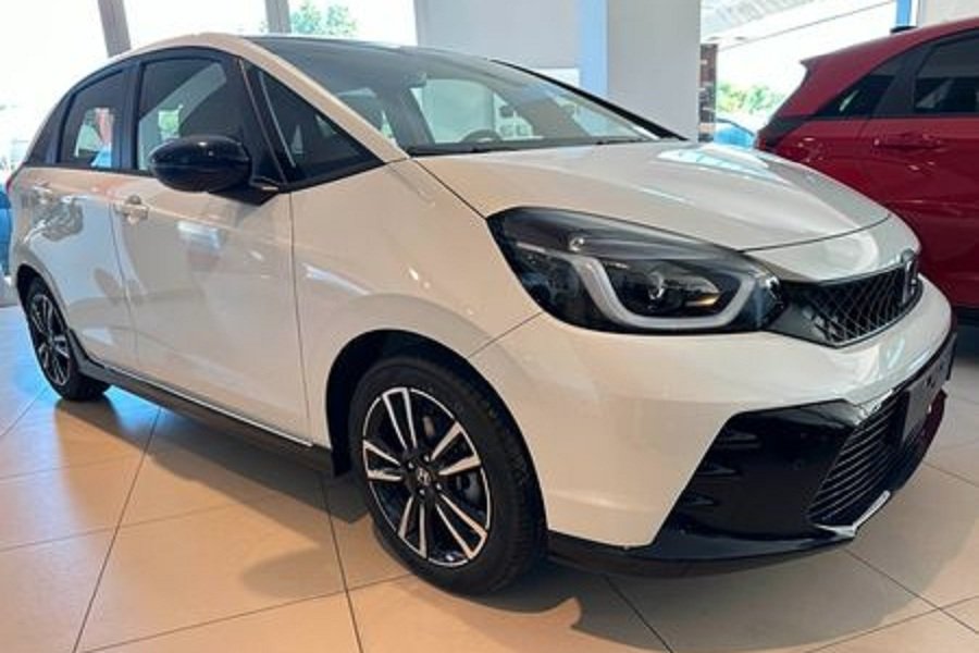 Kembalinya Kekuatan Hatchback dengan Honda Jazz RS 2024! Mengusung Modernitas dan Performa Unggul