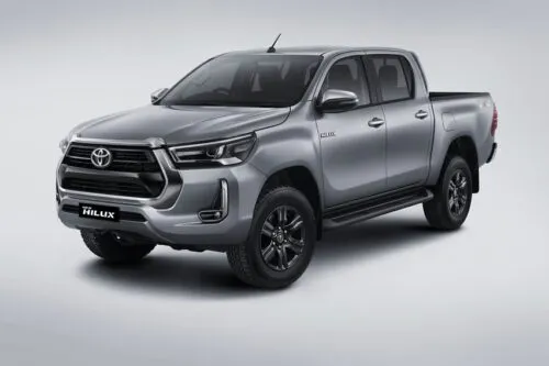 Mengapa Anda Harus Memilih Toyota Hilux D-Cab V-Type