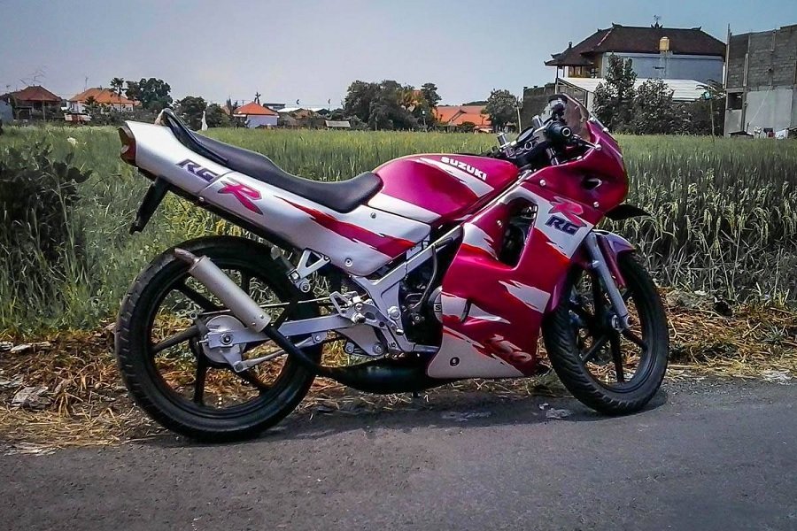 Mengulik Kembali Kejayaan Suzuki RGR 150, Legenda Motor Sport 2 Tak yang Tetap Dikenang