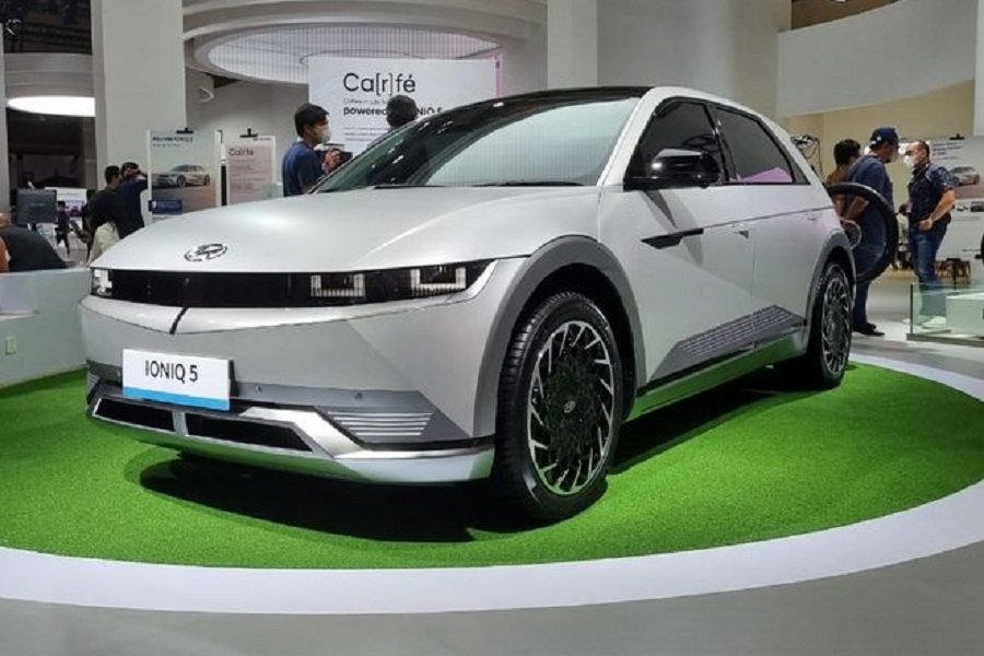 Mobil Listrik Hyundai Ioniq 5! Kombinasi Kekuatan dan Kesenangan Berkendara di Jalan Tanah Air