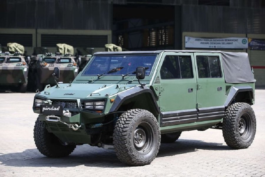 Mobil Maung 4x4 Ketangguhan Militer Bertemu Elegansi Sipil! Desain Gagah dan Performa Memukau!