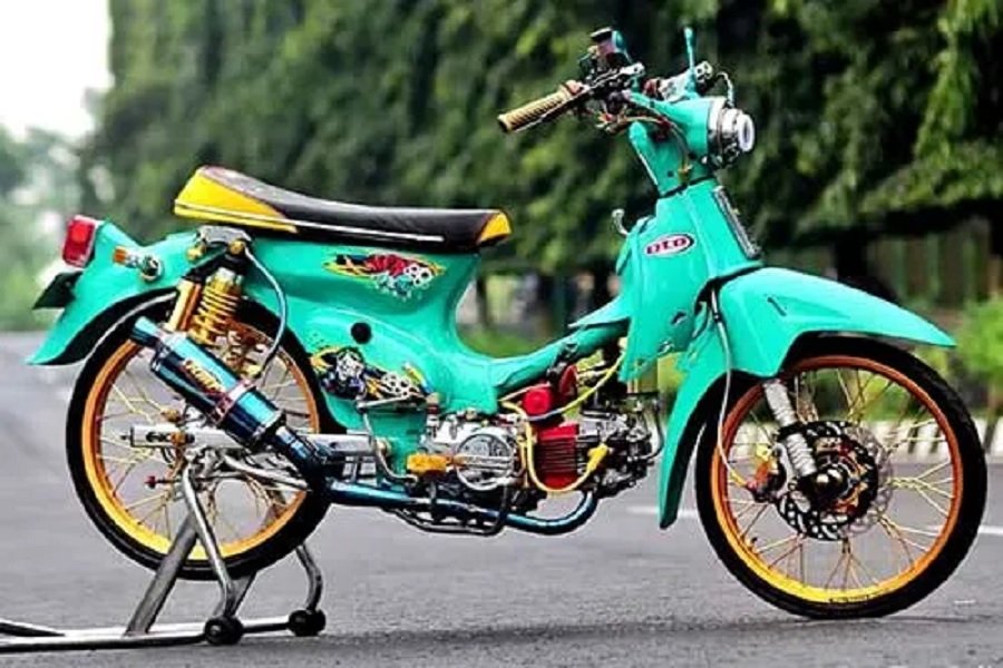 Modifikasi Honda Astrea Grand di Era 90an yang Bikin Nostalgia