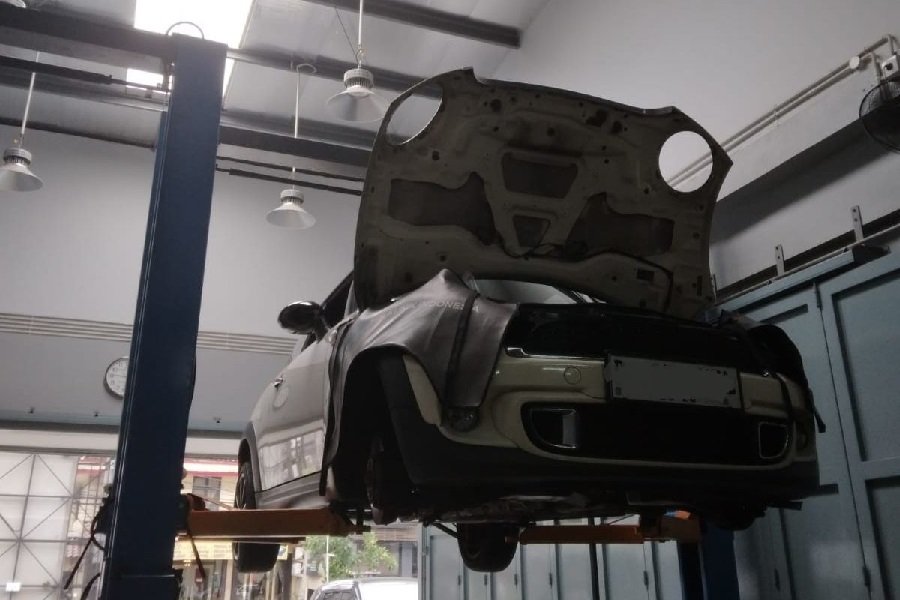 Oli MINI Cooper Kalian Rembes Tenang Ini Solusinya!