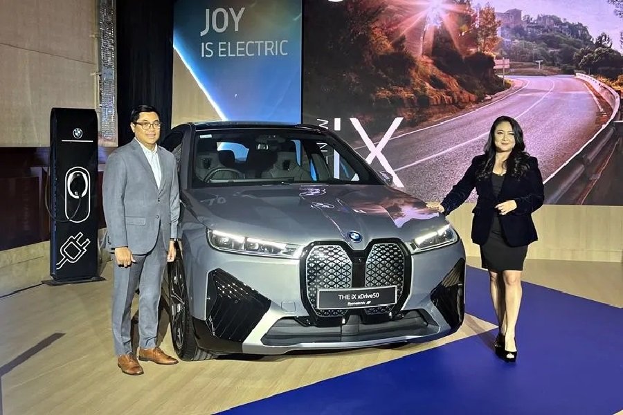 Seberapa Jauh Perbedaan BMW iX xDrive50 dan iX xDrive40, Simak Yukk