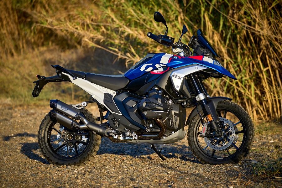 Seharga Mobil! BMW R 1300 GS Trophy Motor Touring Terbaru yang Membawa Petualangan ke Level Berikutnya