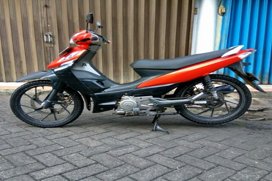 Suzuki Shogun 125 SP Transformasi Menjadi Skutik Futuristik yang Mewah dan Bertenaga!