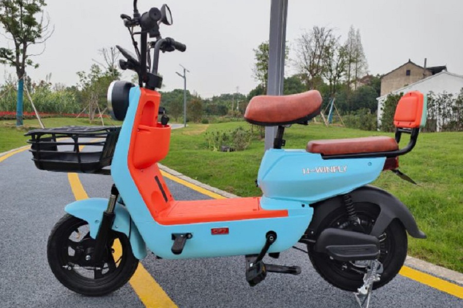 Uwinfly DF7! Sepeda Listrik Stylish yang Bikin Ngantor Anti Telat dengan Harga Merakyat!