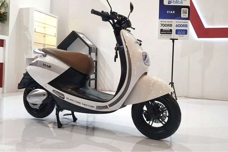 Viar New Q1! Motor Listrik Ramah Kantong dengan Fitur Alarm dan Layar LCD Negatif